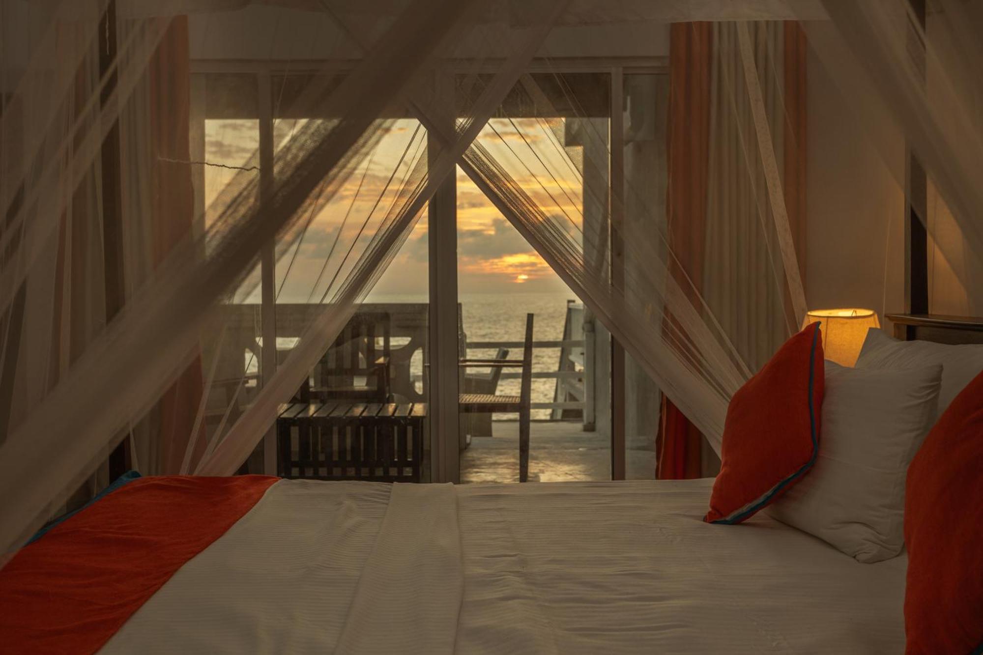 Hotel Zeilan Sunset Point Unawatuna Eksteriør billede