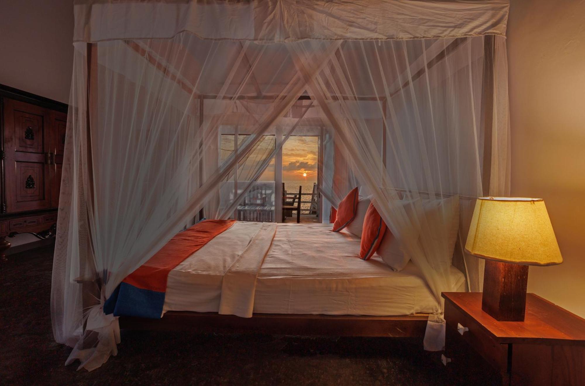 Hotel Zeilan Sunset Point Unawatuna Eksteriør billede